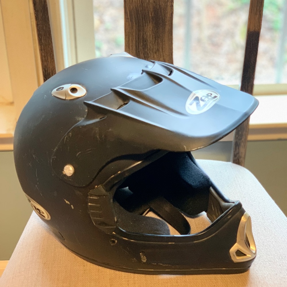 Zamp Helmet Snell Dot size small- great condition matte black